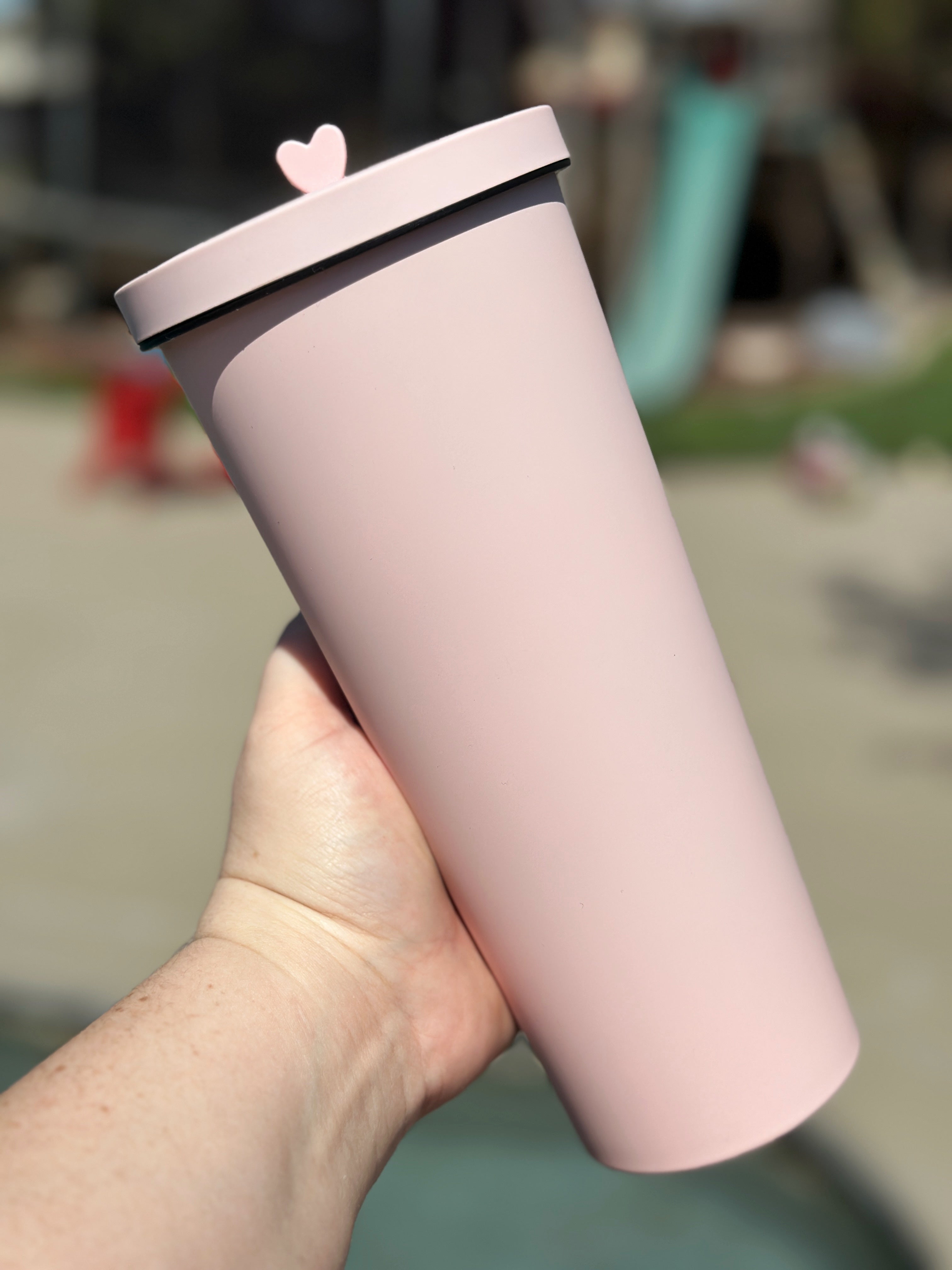 https://www.sayersandco.com/cdn/shop/products/24oz-Stainless-Steel-Double-Walled-Screw-Top-Matte-Tumbler-Blush.jpg?v=1691021067